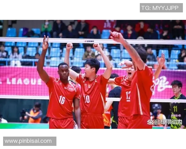 乒乓上海队与广东队激战正酣谁将夺得本赛季冠军宝座