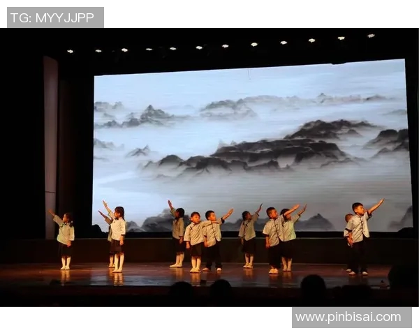 刘铮的奋斗历程与人生哲学探索：从篮球场到人生舞台的精彩转折